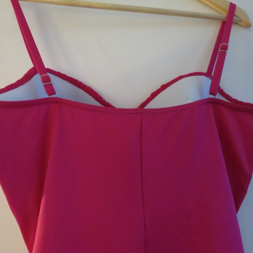 MIRACLESUIT Rialto Hot Fuchsia Pink Ruched Slimming One Piece Swimsuit - Size 16 - Picture 11 of 15